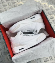 Nike AIR JORDAN RETRO 3 PURE MONEY