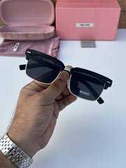 Miu miu 110 matt black gold