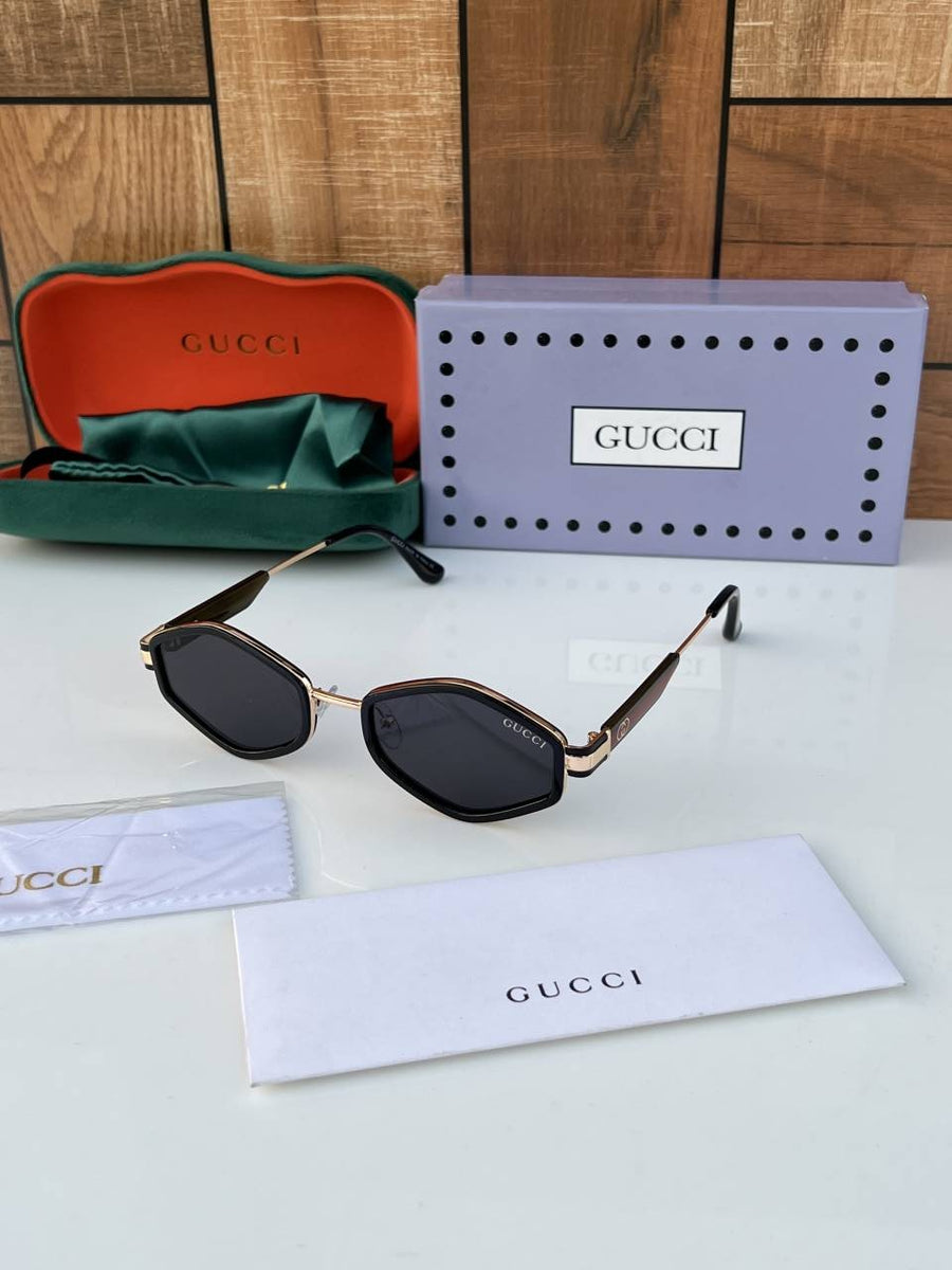 Gucci_614_gold_black
