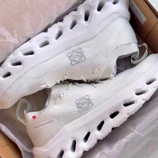 Loewe X On Running Cloudtilt 2.0 Triple White 195