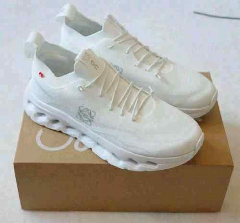 Loewe X On Running Cloudtilt 2.0 Triple White 195