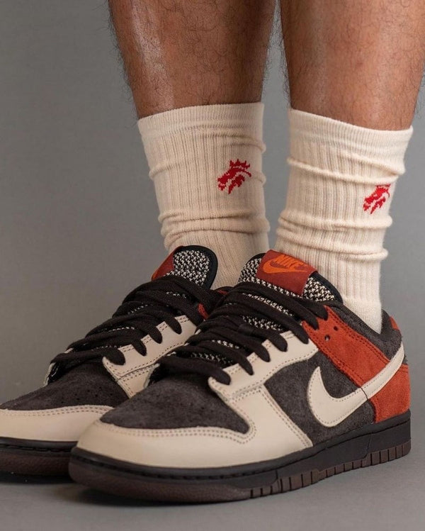 Nike Sb dunk Low Red Panda