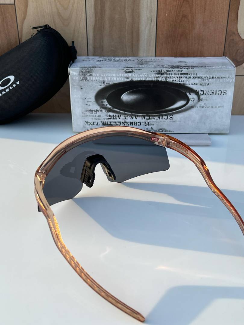 Oakley _4929_peach
