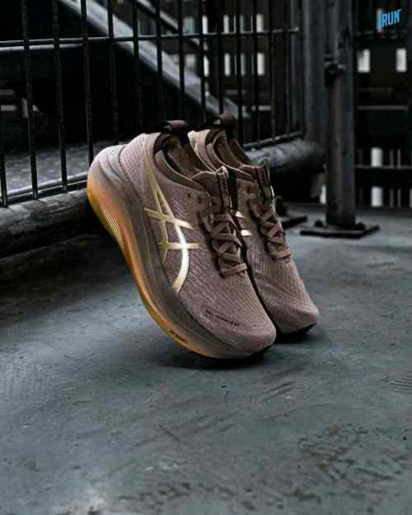 Asics Gel-Nimbus 27 Luxe 1027