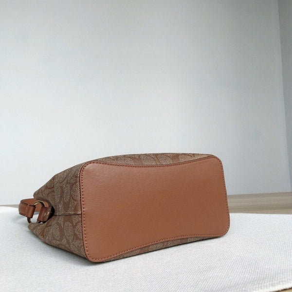 Coach_Mollie_22_Bucket_Bag_With_OriginalBo