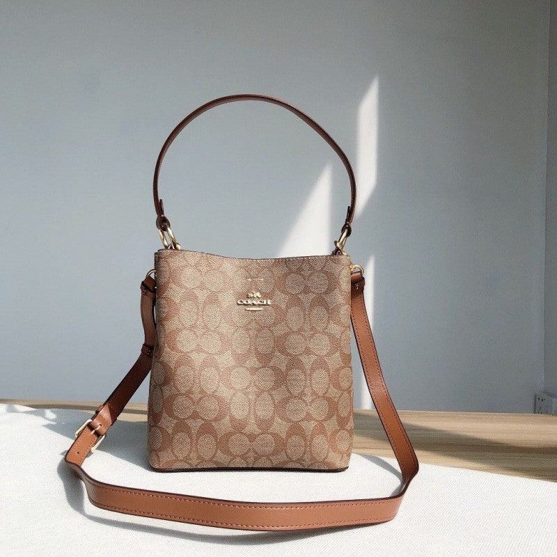 Coach_Mollie_22_Bucket_Bag_With_OriginalBo