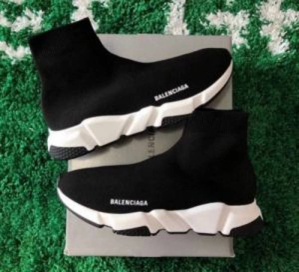 BALENCIAGA SPEED TRAINER Black white 477