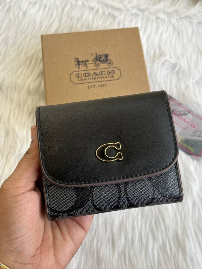 Coach_115_Trifold_Wallet_With_OriginalBox_DustCover_Card style idea