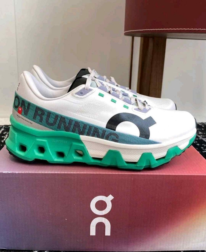 On Running Cloudmonster Hyper Undyed Mint 2555