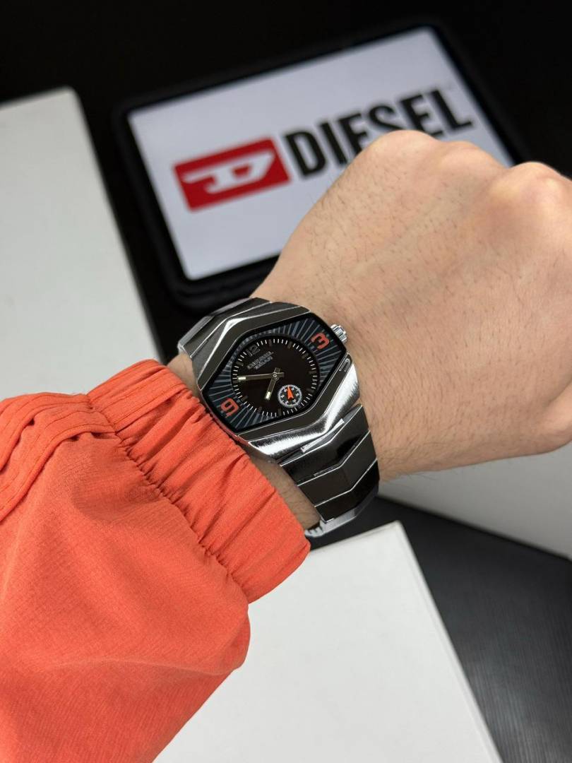 Diesel Rock DZ 4075