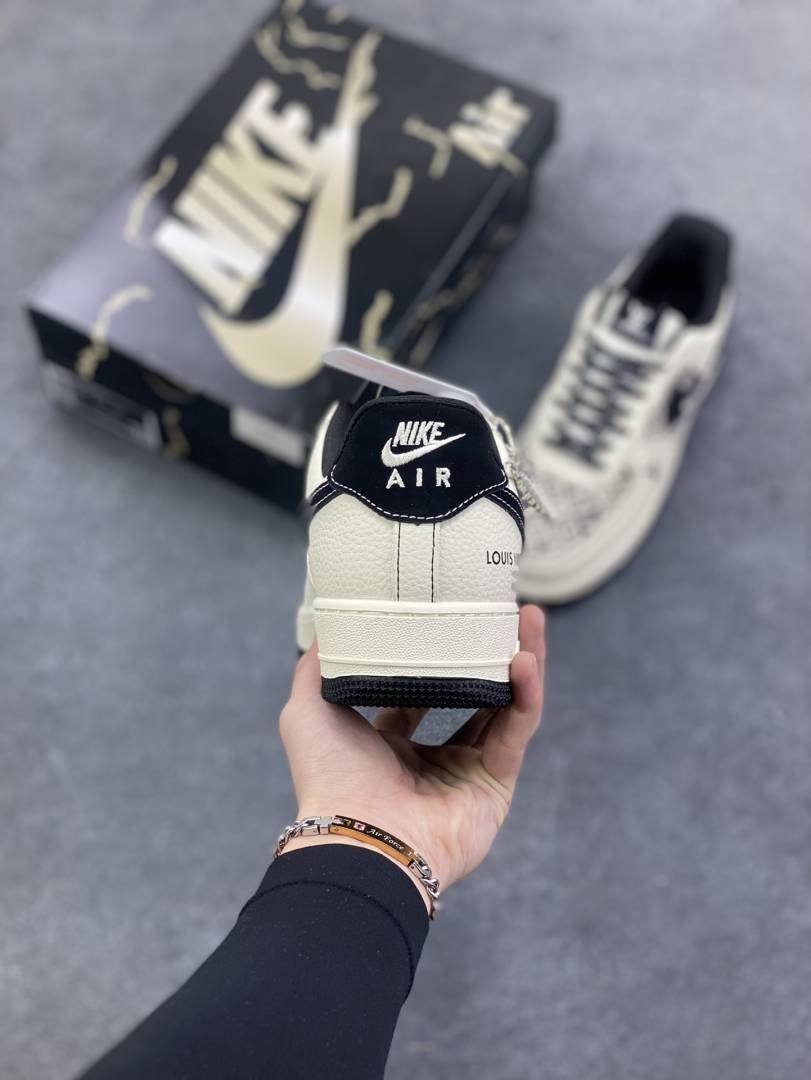 Louis Vuitton LV x Air Force 1 Low Leather
