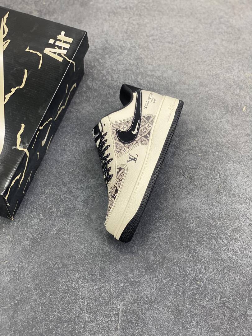 Louis Vuitton LV x Air Force 1 Low Leather