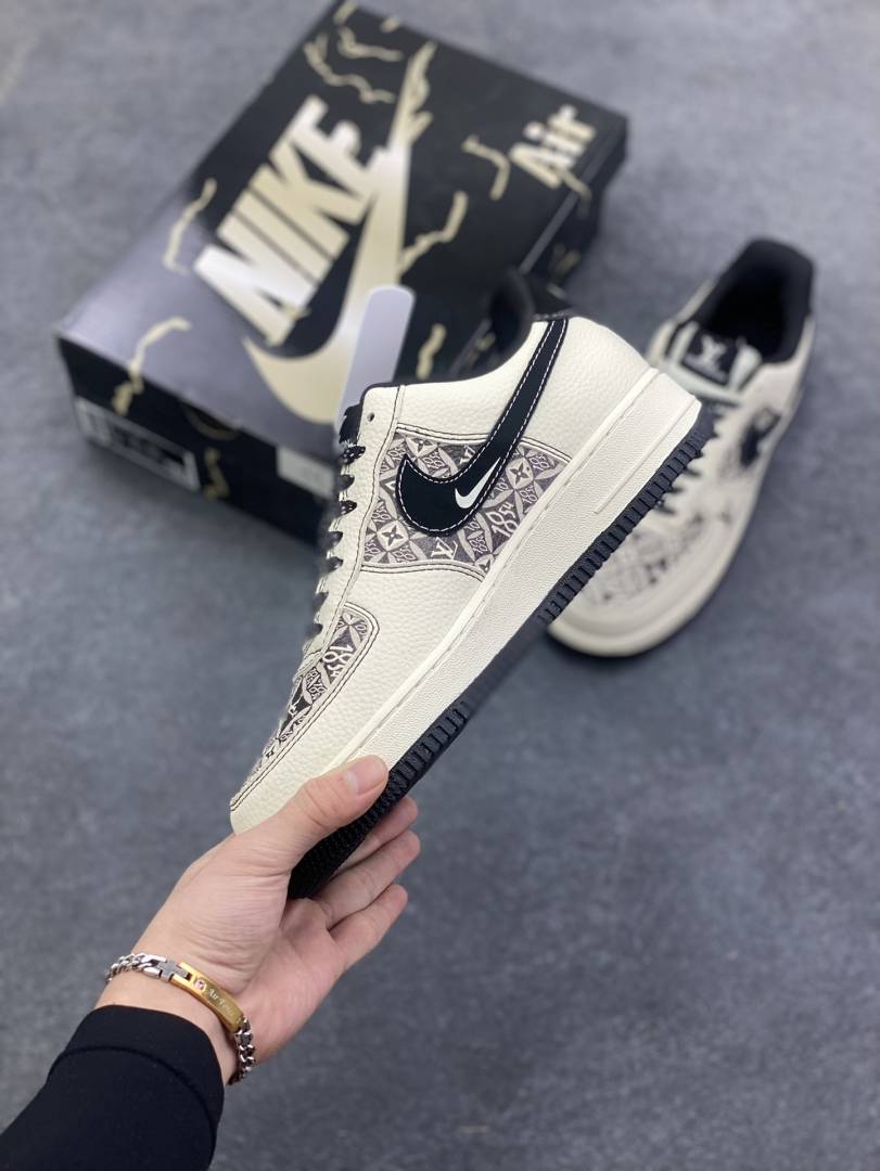 Louis Vuitton LV x Air Force 1 Low Leather