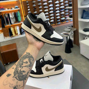 Nike Air Jordan 1 Low Shadow Brown 934