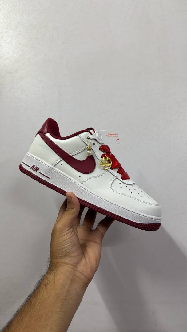 Nike AIRFORCE 1 LOW WHITE TEAM RED