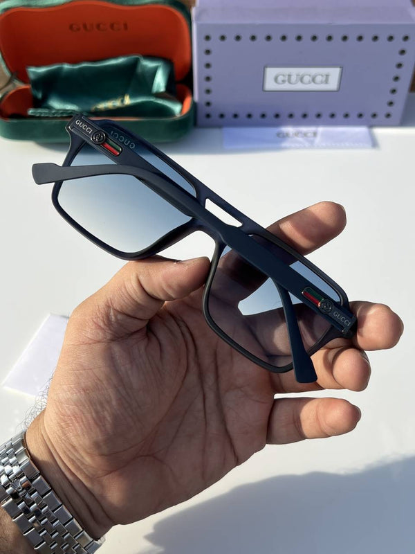 Gucci_5106_matt_blue