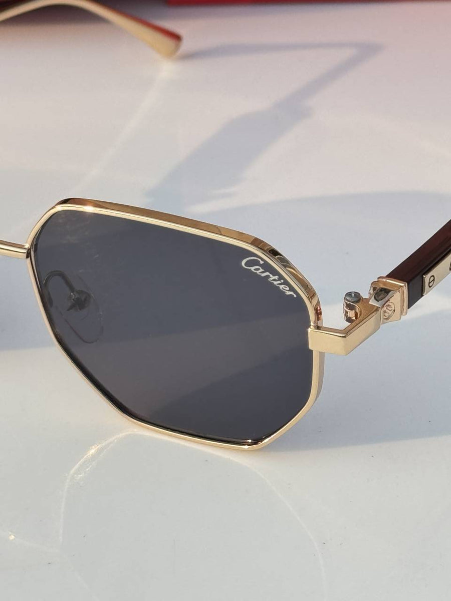 Cartier_4300_gold_black