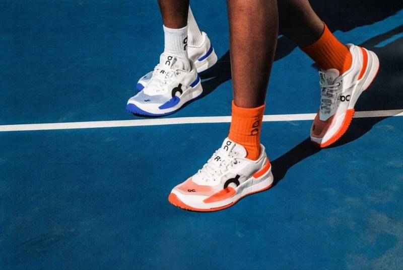 On Cloud Running The Roger Pro 2 White Flame