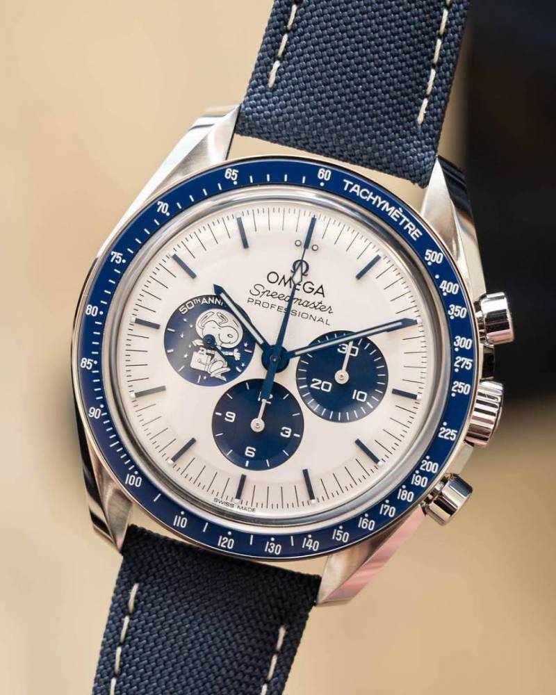 Omega speedmaster Snoopy 50Th Anniversary