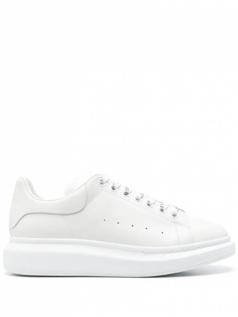 Alexandar McQueen Full White With All Accessories