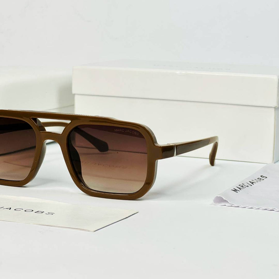 Marc jacob 18095 brown