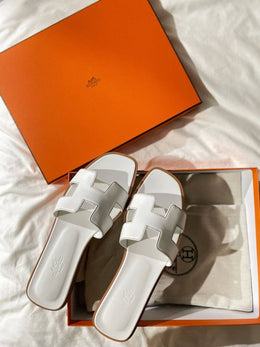 Hermes Paris Oran White Flats For Her With OG Box & Carry Bag Slide White