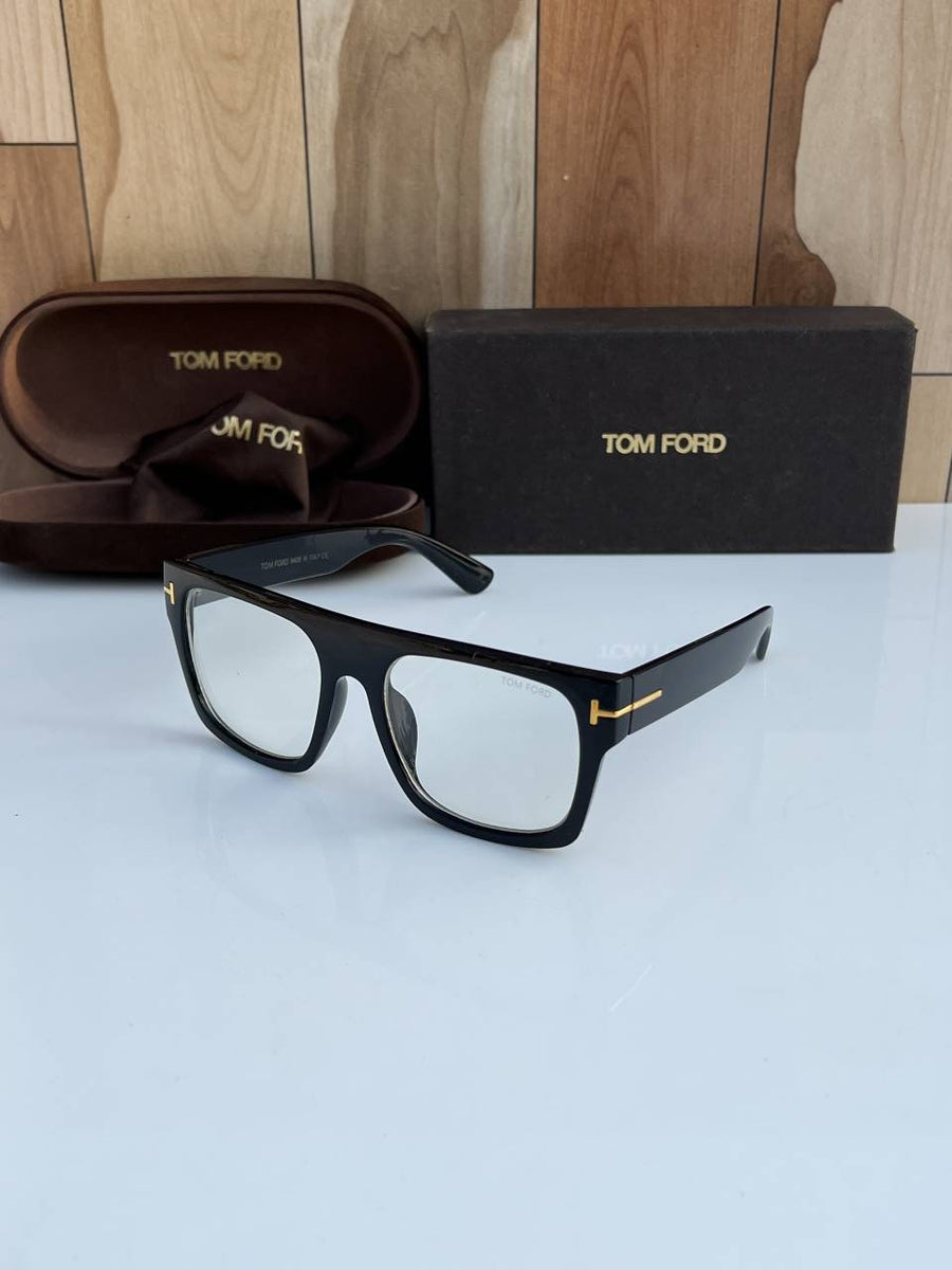 Tomfor 1922 black plano