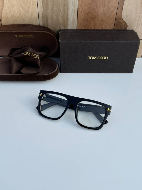 Tomfor 1922 black plano
