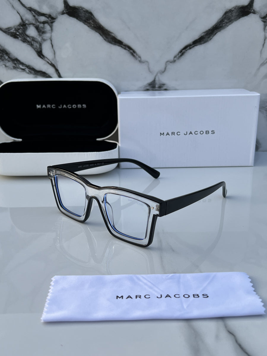 Marc_jacobs_5202_transparent_black