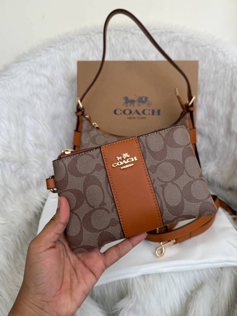 Coach 03 Laurel Hobo Shoulder Combo With Wristlet Wallet Original Box Packing