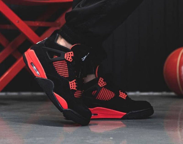 Nike Air Jordan Retro 4 Red Thunder 2025