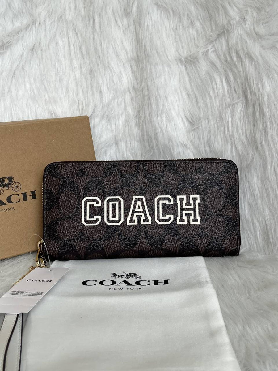 Coach_9-2_Premium_quality_zipper_Wallet_With_Box_Tags_DustCover_Highend_Qualitu