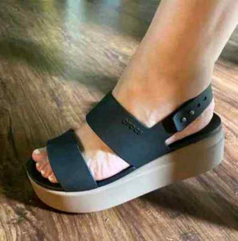 Crocs Womens Brooklyn Low Wedge Sandals