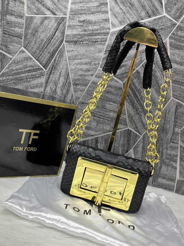 Tom Forr_04_Natalia_Shoulder_Bag_With_OriginalBox