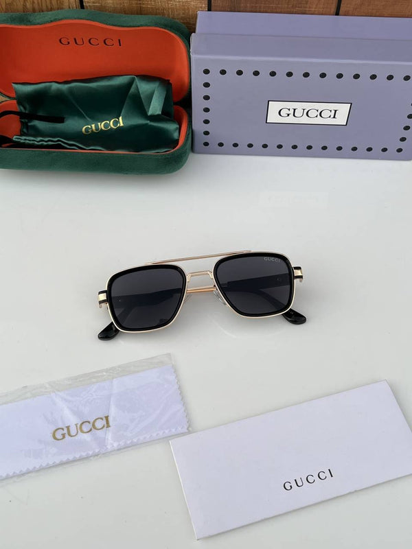 Gucci_617_gold_black