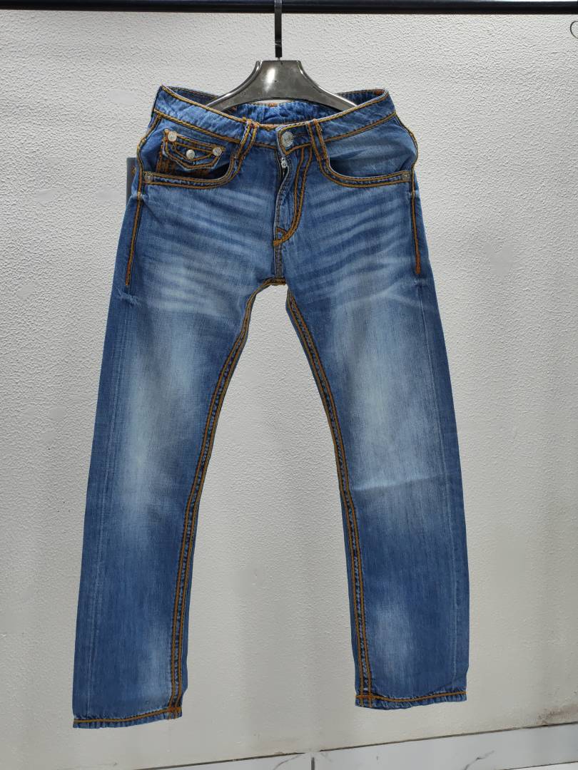 TRUE RELIGION IMPORTED STORE ARTICLE JEANS