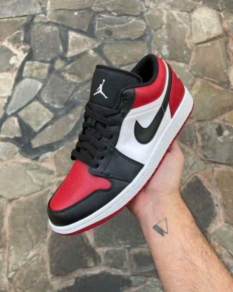 Nike Air Jordan 1 Low Bred Toe Semi UA