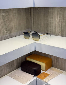 Louis Vuitton 22255 Premium sunglass