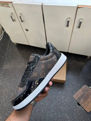 Premium Sneaker