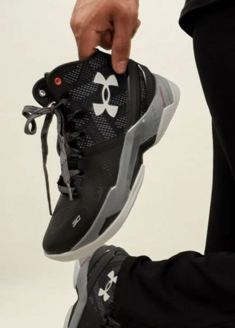 UNDERR ARMOUR CURRY 2 PROFESSIONAL