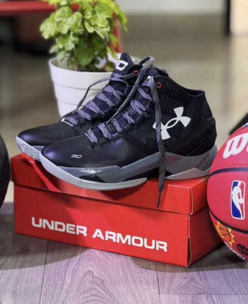 UNDERR ARMOUR CURRY 2 PROFESSIONAL