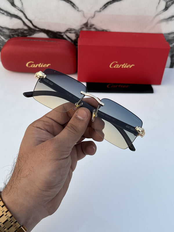 Cartier_3060_sea_green