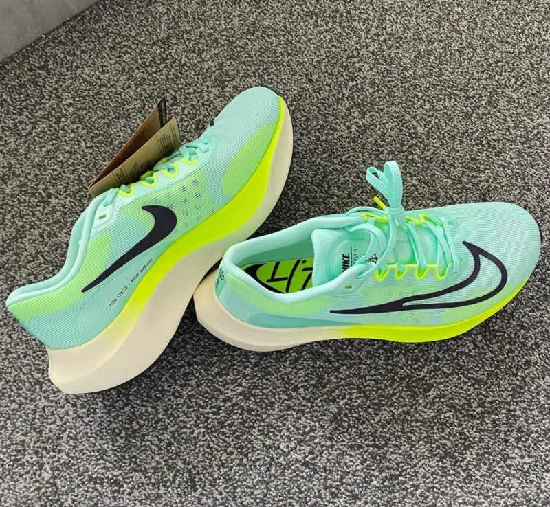E zoom fly 5 mint foam ghost green