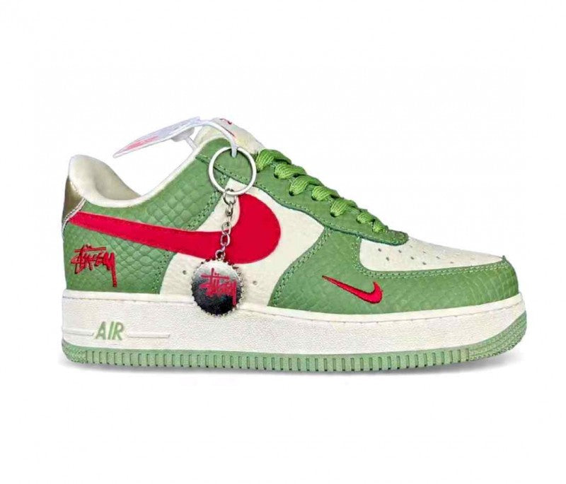 Nike Air Force 1 Low 07 x Stussy green