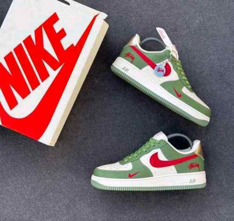 Nike Air Force 1 Low 07 x Stussy green
