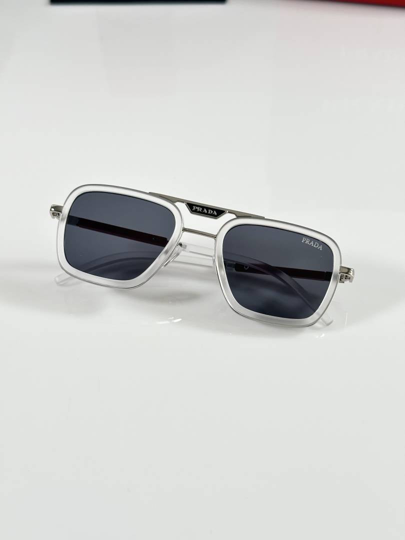 PR 8805 Ice Black
