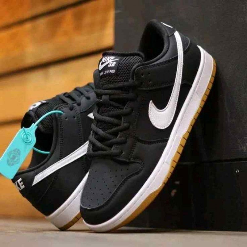 Nike SB Dunk Low Pro Black Gum