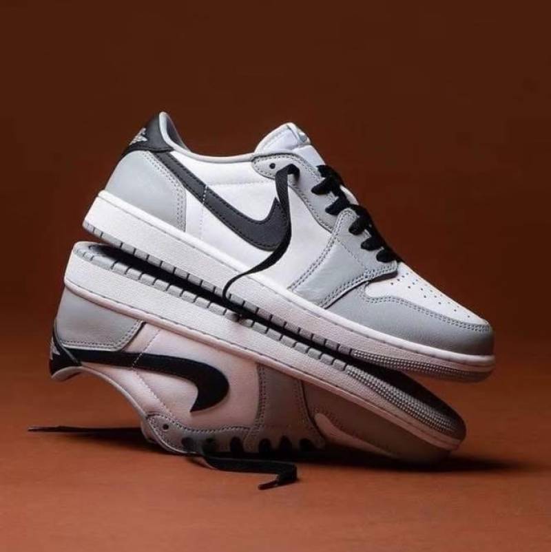 Nike Air Jordan 1 Low Barons