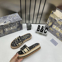 Dior on Sale Riverara Miss Diyorr Pump Black-White With Original Box & CarryBag