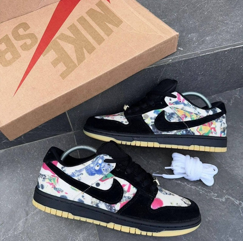 Nike SB Dunk Low x Supreme Rammellzee